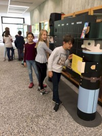 Exposition les doigts dans le cerveau (2).jpg